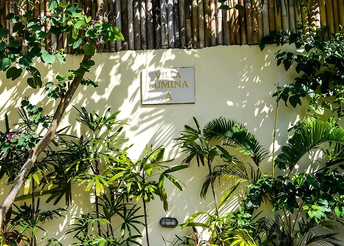 Villa Lumina *